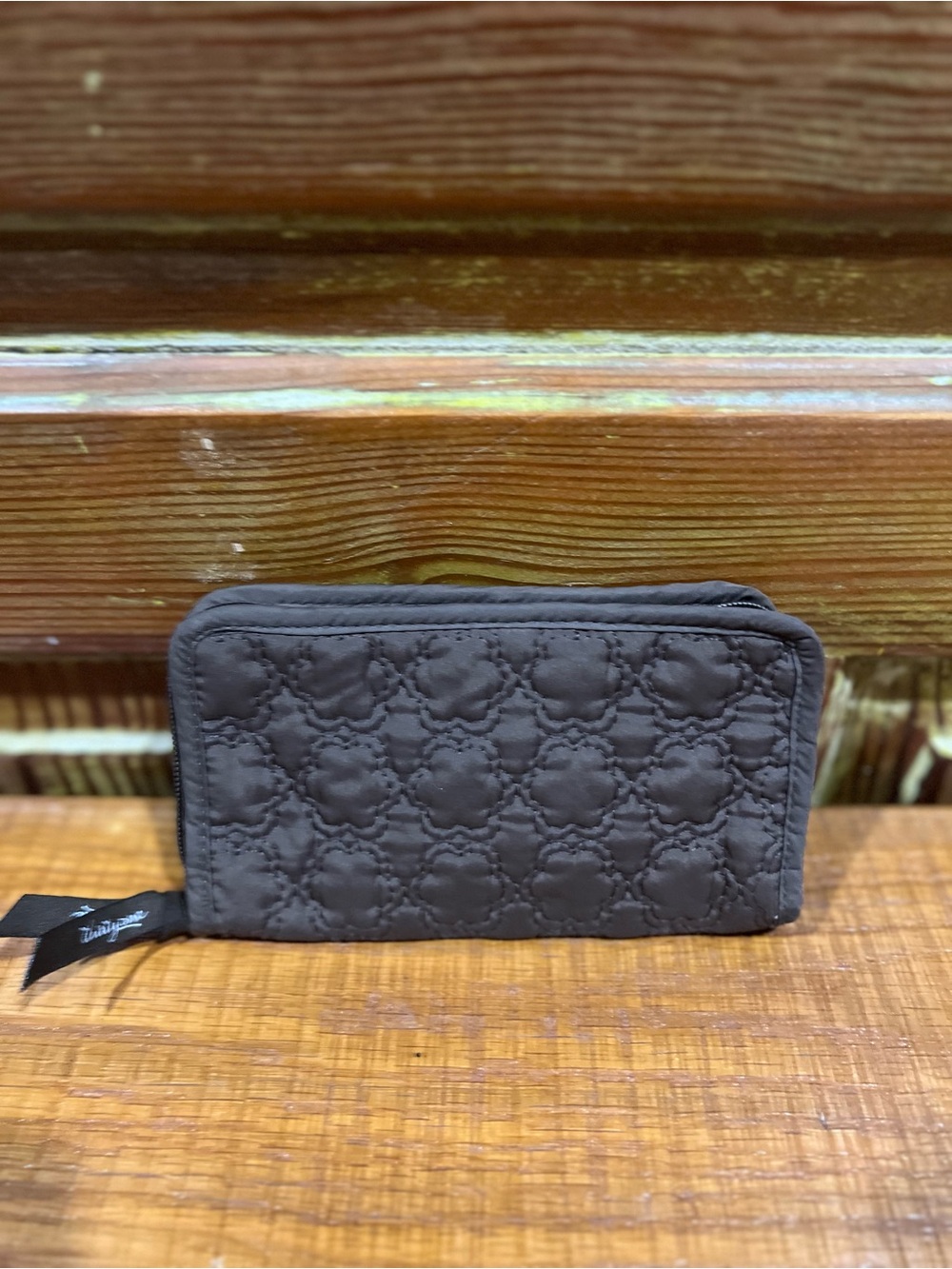 thirty-one Quilted Brown Zip Wallet
